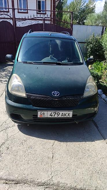 lada 9: Toyota Yaris Verso: 2001 г., 1.5 л, Механика, Бензин, Минивэн — 2