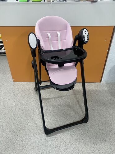 детский стульчик и столик: В наличии Стульчик Maribel 3в1🩷 Товар новый💯 Цена у нас: 9900 сом🥰