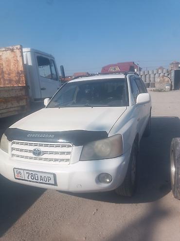 Toyota Highlander: 2003 г., 3 л, Автомат, Бензин, Внедорожник