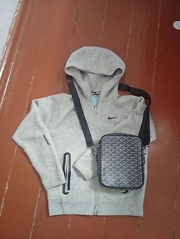спортивный костюм м: Мужской спортивный костюм, M, Nike, Б/у, цвет - Серый, Самовывоз, Платная доставка — 1