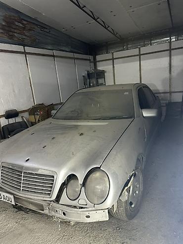 Продажа авто: Mercedes-Benz E-Class: 1996 г., 3.2 л, Автомат, Газ, Седан — 2