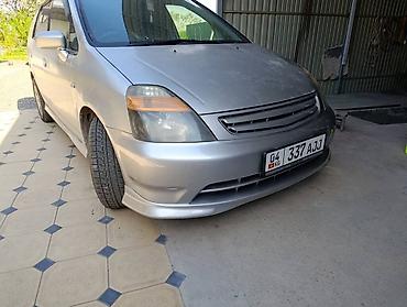 капот стрим: Honda Stream: 2001 г., 1.7 л, Автомат, Газ, Минивэн — 4