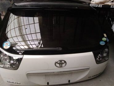 спойлер хариер: Крышка багажника Toyota