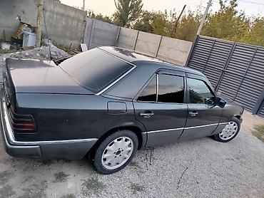 мерседес бенц 240: Mercedes-Benz W124: 1992 г., 2.3 л, Механика, Бензин, Седан — 3