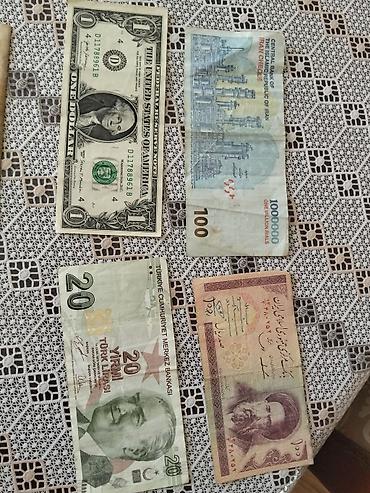 1 dollar alanlar: Kolleksiya üçün müxtəlif ölkələrə aid köhnə kağız pul dəstəsi Tərkib — 2
