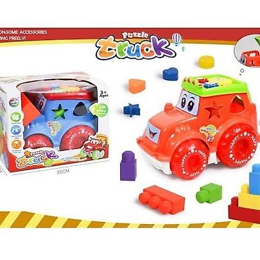 plisani: Autić sa kockama – edukativni set za učenje oblika Opis: - Autić u — 1