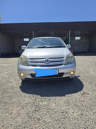 voxy noah: Toyota Ist: 2003 г., 1.5 л, Автомат, Бензин, Хэтчбэк — 2