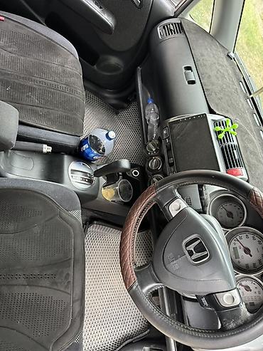 камри 44: Honda Fit: 2002 г., 1.5 л, Автомат, Бензин, Хэтчбэк — 2