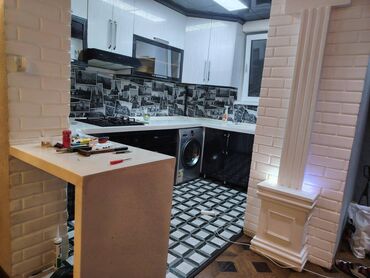 Uzunmüddətli kirayə mənzillər: Xətai rayonu Port bakuda yerləşən, 9 mərtəbəli binanın 2 ci — 17