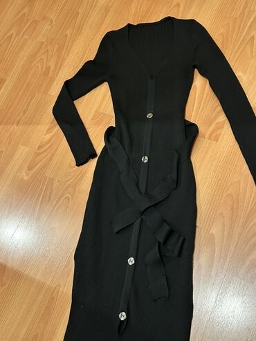 tutek torero universal arabalar: 2-3 defe geyinilib. Olcu STD. Dartilan matrealdi. Super qalir eyinde