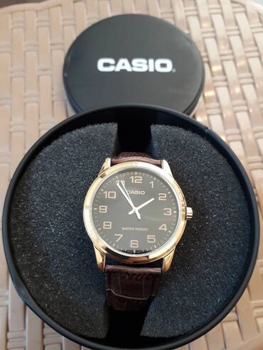 cayka qizil saat: Наручные часы, Casio, цвет - Золотой