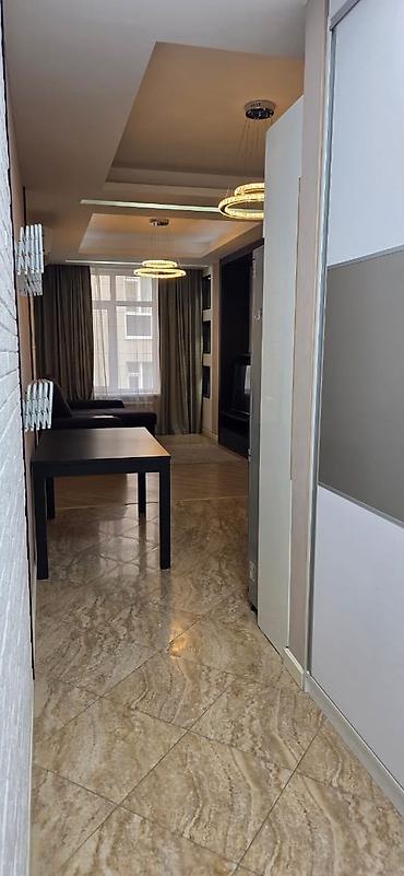 Продажа квартир: 2 комнаты, 61 м², сквер Тоголок Молдо Элитка, 3 этаж — 4