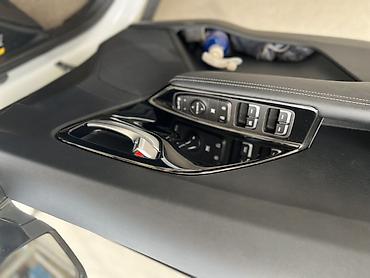 Kia: Kia Niro: 2019 г., 1.6 л, Автомат, Гибрид, Кроссовер — 11