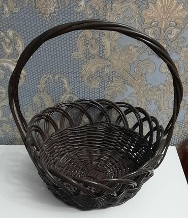 отдам даром телефон: Корзина в отличном состоянии обмен на 3 литра подсолнечного масла