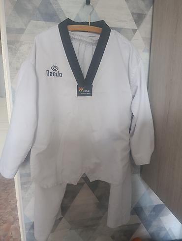 военные мешки: Кимоно для тхэквондо — два комплекта 1) Adidas (белый ворот): - — 3