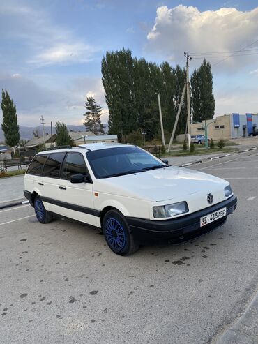 автомобили пасат: Volkswagen Passat: 1989 г., 1.8 л, Механика, Бензин