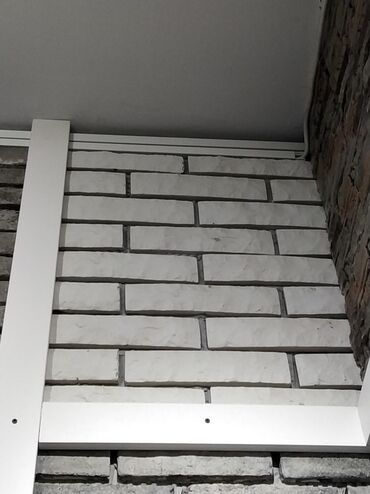 divar kağızları metbex aboylari: Ağ dekorativ kərpic panelləri - Material: yüngül dekorativ daş/kərpic