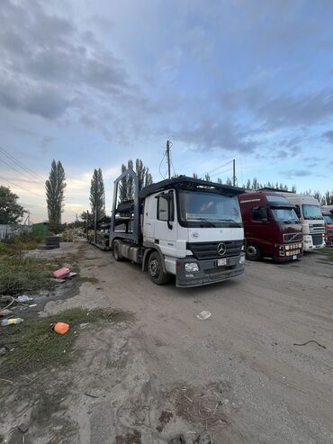тигач: Сүйрөгүч, Mercedes-Benz, 2006 г., Унаа ташыгыч