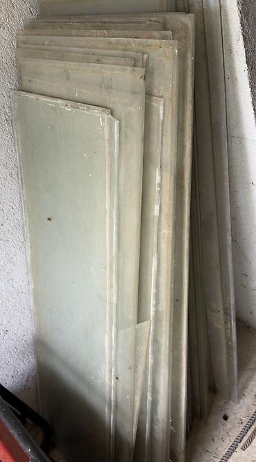 2ci el xalca: Pencere şüşələri satilir hər ölçüdə mövcuddur keyfiyetlidi.etraflı — 2