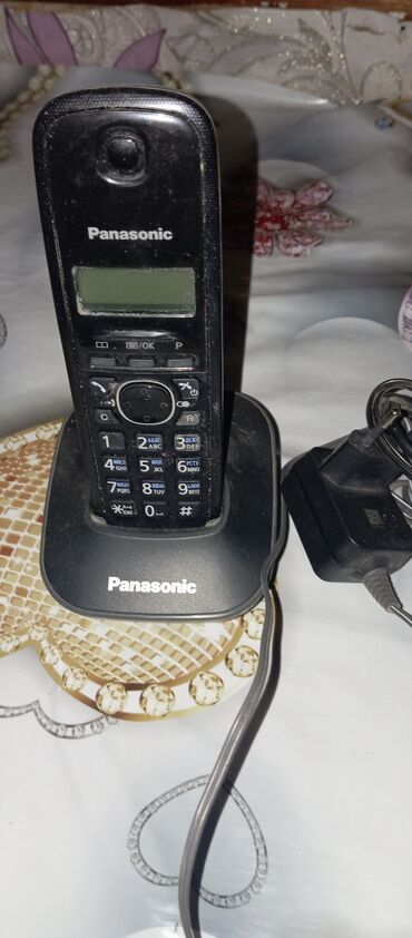 Tikiş maşınları: Stasionar telefon Panasonic, Simsiz, İşlənmiş, Ünvandan götürmə