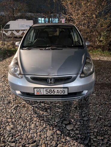 рассрочка фит: Honda Fit: 2002 г., 1.3 л, Вариатор, Бензин, Хэтчбэк