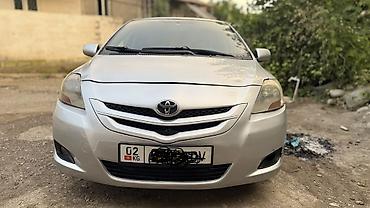 авто тойота: Toyota Yaris: 2007 г., 1.5 л, Автомат, Бензин, Седан — 6