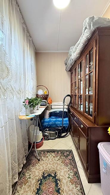 105: 3 комнаты, 70 м², 8 мкр 105 серия, 4 этаж, Косметический ремонт — 10