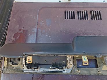 Auto delovi: Instrument tabla Lada 2107 Riva, Lada 2104 Karavan br.2. Polovno — 8