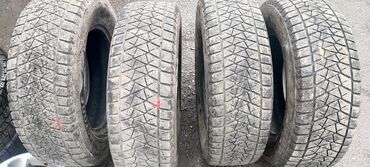 Шины: Шины 215 / 70 / R 16, Зима, Б/у, Комплект, Легковые, Япония, Bridgestone