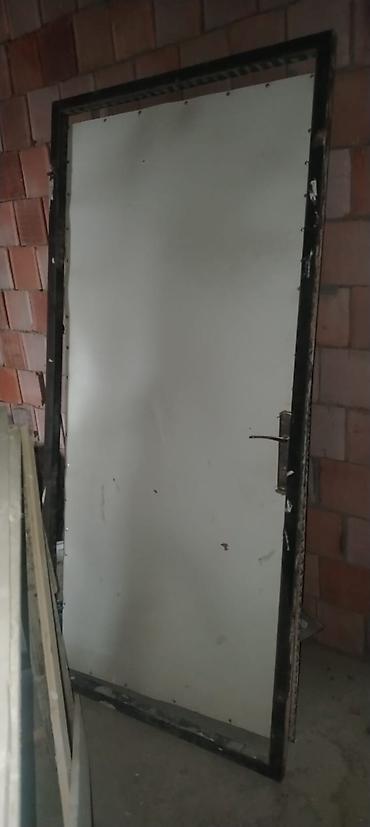 heyet qapisi: Mənzil üçün İşlənmiş Giriş qapısı 90x200 sm Ünvandan götürmə — 3