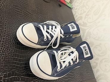 Кроссовки и спортивная обувь: Кеды Converse Chuck Taylor All Star Ox Navy
Новые :46,5 размер — 2