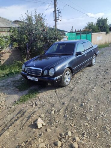 спринтер продаж: Mercedes-Benz E 320: 1999 г., 3.2 л, Автомат, Газ, Седан