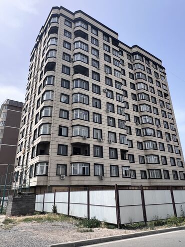 квартира на ысык куле: 3 комнаты, 96 м², Элитка, 8 этаж, ПСО (под самоотделку)