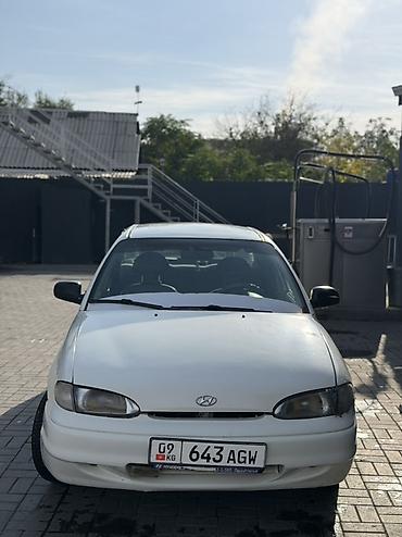 молдинг w211: Hyundai Accent: 1994 г., Механика, Бензин, Седан — 1