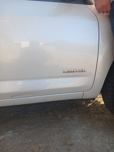 Toyota: Toyota RAV4: 2.4 l | 2007 il — 4