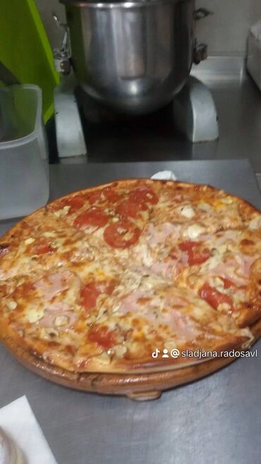 posao vranje oglasi: Tražim posao,pizza majstora, roštilj majstora, perača sudova, Beograd