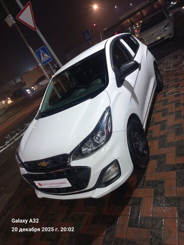 Chevrolet: Chevrolet Spark: 2020 г., 0.1 л, Вариатор, Бензин, Хэтчбэк — 9