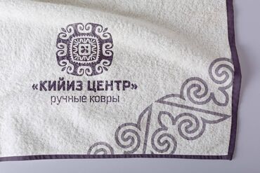 Графические дизайнеры: Графический дизайнер — 7