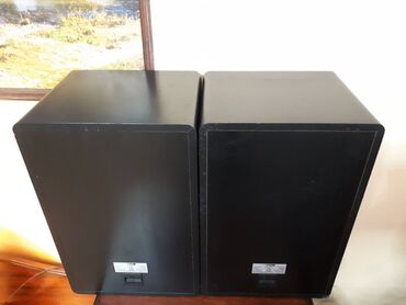 Zvučnici i stereo sistemi: Boston Acoustics HD5 bookshelf kutije Americke proizvodnje, kao nove na lalafo.rs — 9 Zvučnici i stereo sistemi: Boston Acoustics HD5 bookshelf kutije Americke proizvodnje, kao nove — 9