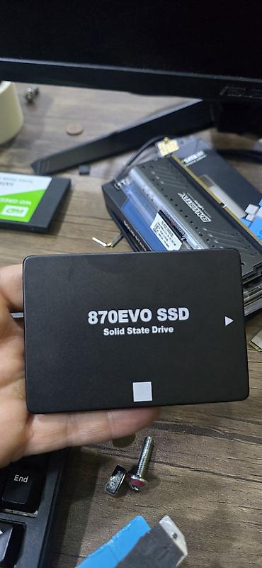 sata fe: Məhsul: 2.5" SATA SSD – 870 EVO Xüsusiyyətlər: - Növ: V‑NAND SSD — 2