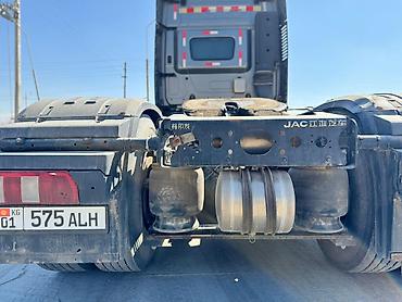 Тягачи: Тягач, JAC, 2019 г. — 5