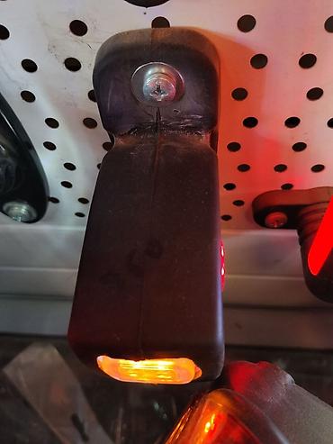 led lights: Габаритный светодиодный фонарь боковой/угловой для коммерческого — 2