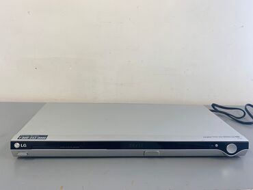 fizika qayda kitabı: LG DVD/CD player satılır. Təzədir. Az işlənib. Amma pultu yoxdur