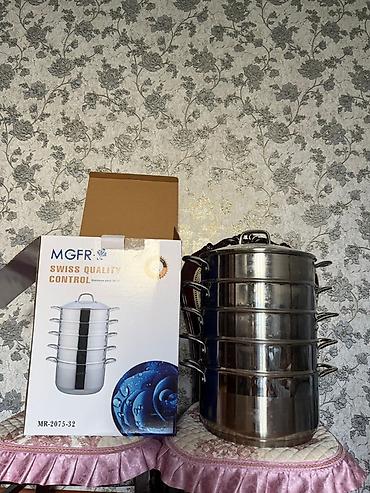Пароварка из нержавеющей стали MGFR, модель MR‑2075‑32 - Материал