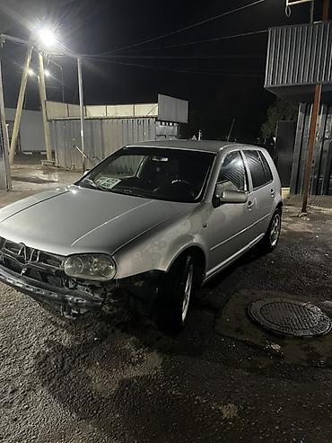 битые машины продажу: Volkswagen Golf: 2002 г., 1.6 л, Механика, Бензин, Хэтчбэк — 4