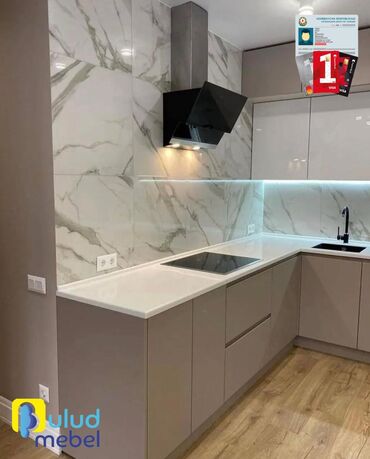 Sifarişlə mətbəx mebeli: Sifarişlə mətbəx dəsti, Özü çəkən petlələr, Şüşə, Kredit var, Pulsuz çatdırılma, Rayonlara çatdırılma, Ünvandan götürmə — 6