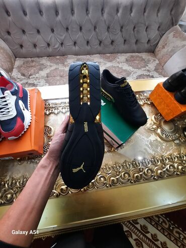 Кроссовки и спортивная обувь: Мужские кроссовки, 44, Puma, Новый, цвет - Черный, Платная доставка — 5