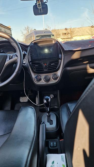 Chevrolet: Chevrolet Spark: 2020 г., 1 л, Автомат, Бензин, Хэтчбэк — 5