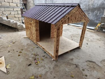 Yuvalar: Taxta it evi (yığılma mərhələsində) - Material: qalın kontrplak və — 13