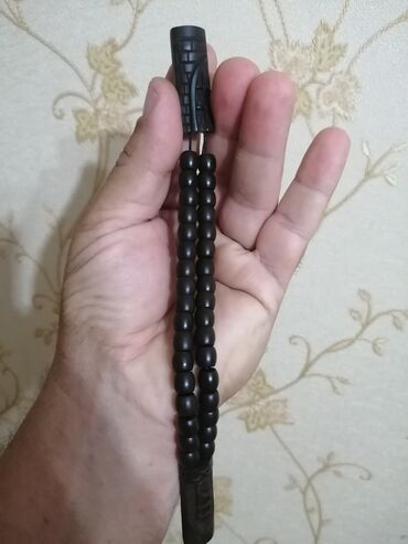 ebonit nədir: Bu ebonit təsbeh 2004 de hediye kimi yığılıb zonda. ince işdi. xırda
